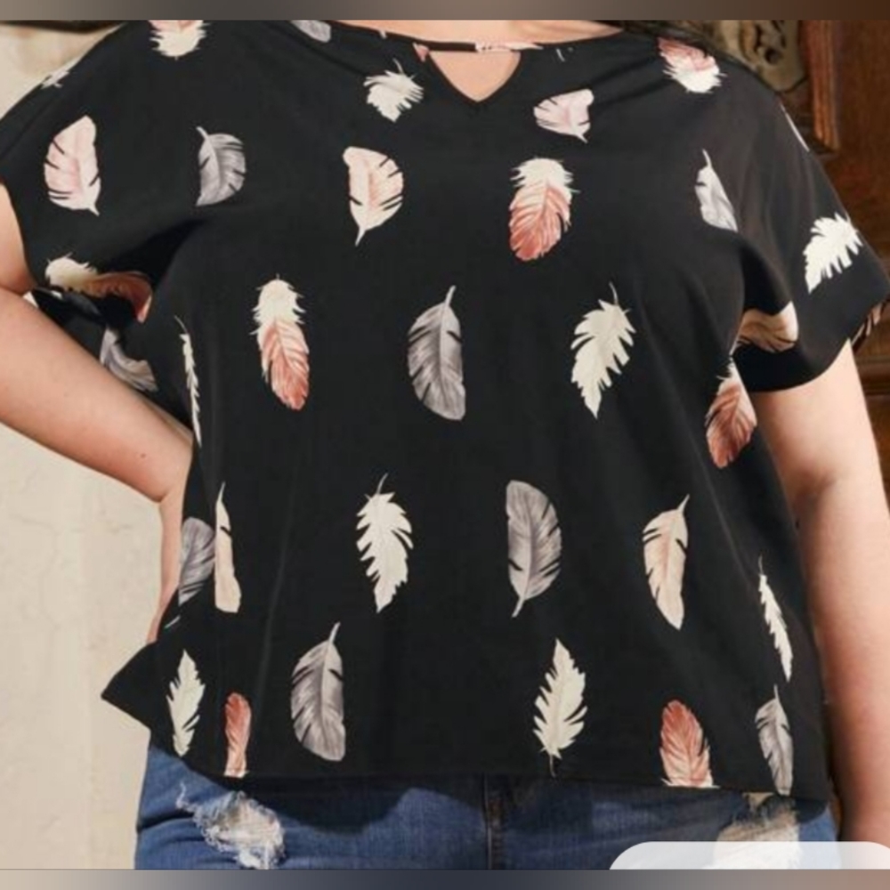 Women's 3x Black Tribal Blouse w/Short Sleeves by Shein Plus